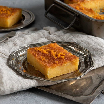 Άκης Πετρετζίκης: Πορτοκαλόπιτα με κανταΐφι