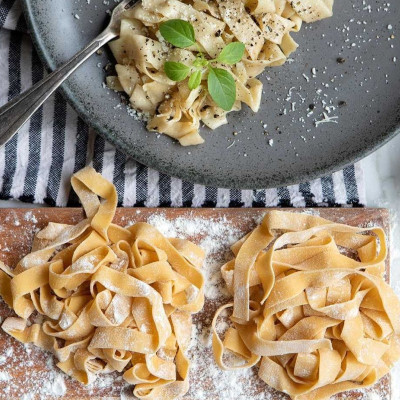 Άκης Πετρετζίκης: Σπιτικά ζυμαρικά