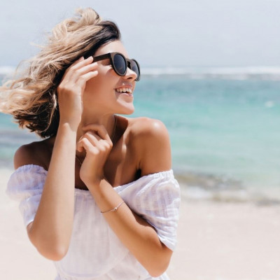 Γιατί το νερό είναι ο φυσικός «σύμμαχος» που χρειάζεσαι τώρα που η θερμοκρασία ανεβαίνει