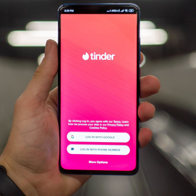 Κατέβασες εφαρμογή dating; 3 tips για σίγουρη επιτυχία