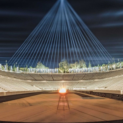 LIVE NOW: O Dior στο Καλλιμάρμαρο και όλος ο κόσμος βλέπει Αθήνα!