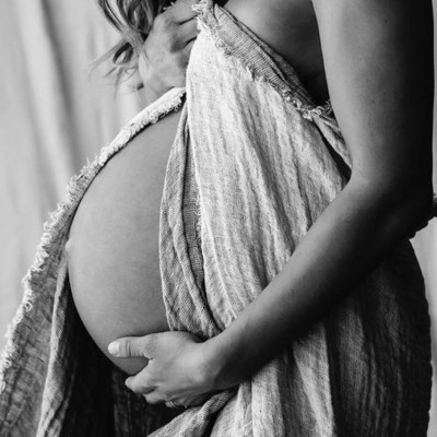 Αυτές οι φωτογραφίες εγκύων είναι πολύ ιδιαίτερες (pics)