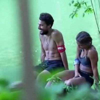 Survivor: Θα πάθεις πλάκα με το δώρο του Ατζούν σε Σάκη - Μαριαλένα