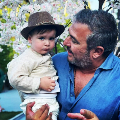 Αντώνης Ρέμος: Η αγκαλιά με τον Αντώνη Βαρδή και το συγκινητικό σχόλιο του Γιάννη