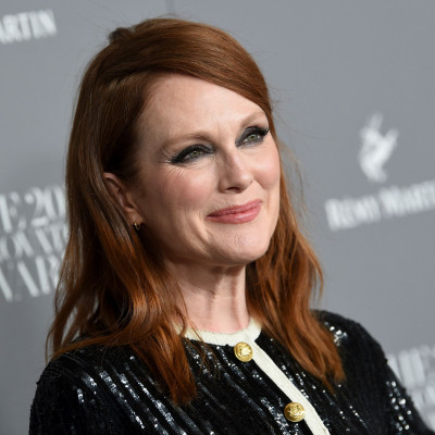 Η Τζούλιαν Μουρ δεν «μεγαλώνει όμορφα» - απλώς, μεγαλώνει