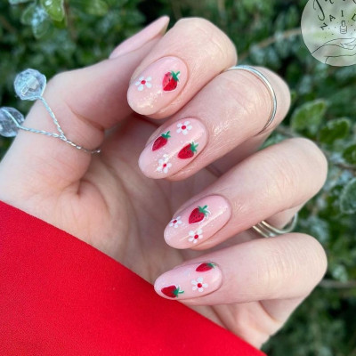 #Fruitnails: Τα φρούτα στα νύχια είναι τάση το καλοκαίρι- 10 nail art για να διαλέξεις