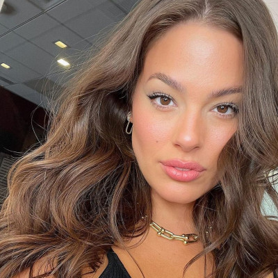 Έγκυος στο 2ο παιδί της η Ashley Graham: Η συγκινητική ανάρτηση στο Instagram