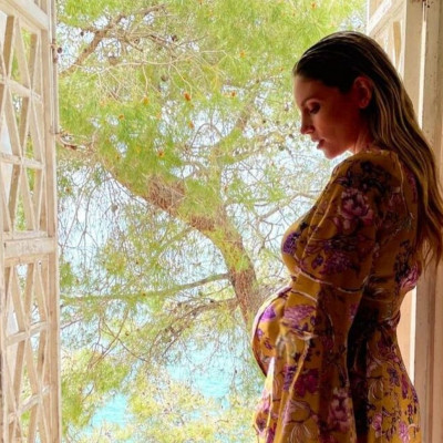 Αθηνά Οικονομάκου: Παραμυθένιο το δωμάτιο της μικρής Sienna – Tα ιδιαίτερα χρώματα και η διακόσμηση