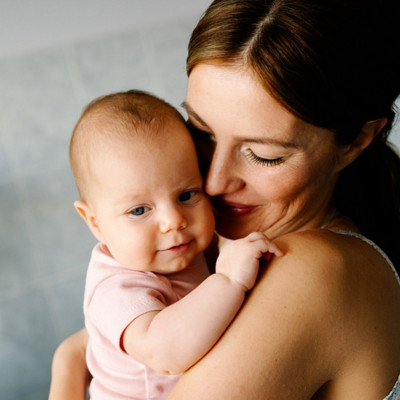 Πώς αλλάζει ο εγκέφαλος της γυναίκας όταν γίνεται μαμά;