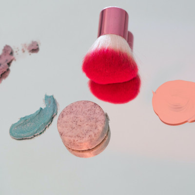 Δεν ξέρεις πότε πρέπει ν' ανανεώσεις το σφουγγαράκι του makeup σου; 2 σημάδια μιλούν από μόνα τους