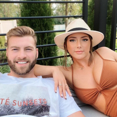 Η κόρη του Eminem δημοσίευσε μια σπάνια φωτογραφία με τον φίλο της