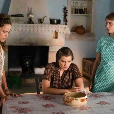 Άγριες Μέλισσες: Ασημίνα, Δρόσω και Σέργιος στο πιο funny βίντεο από τα γυρίσματα (vid)