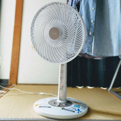 Πολλή ζέστη κορίτσια! 11 ανεμιστηράκια τσέπης σκέτη γλύκα