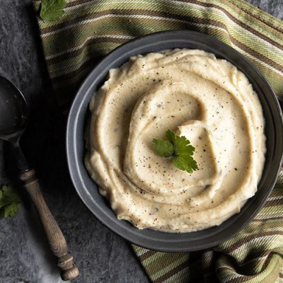 Άκης Πετρετζίκης: Πουρές σελινόριζας