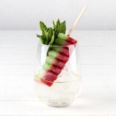 Άκης Πετρετζίκης: Γρανίτα σε κοκτέιλ