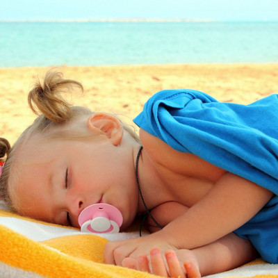 Ύπνος και όρια: Το παιδί μου δεν κοιμάται στις διακοπές - Τι να κάνω;