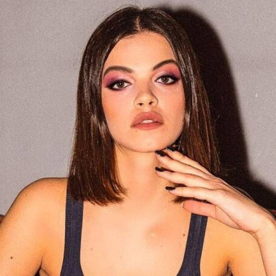 Τζένη Καζάκου: Η φώτο της με μαγιό έριξε το instagram - Απίστευτη σιλουέτα!