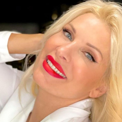 Ελένη Μενεγάκη: Η επιστροφή, οι προσδοκίες και τα ερωτηματικά