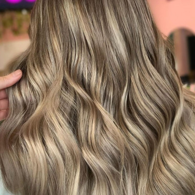 Mocha melt: Το πιο hot hair color trend για να υποδεχθείς το φθινόπωρο με στυλ
