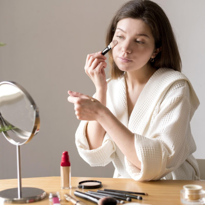 Ώρα για… make up κορίτσια! 10 foundation για τέλεια κάλυψη