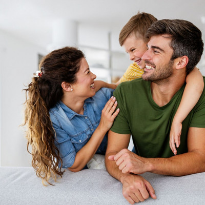 Θετική γονεϊκότητα: Γιατί δυσκολευόμαστε να την εφαρμόσουμε;