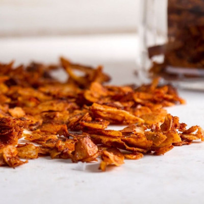 Άκης Πετρετζίκης: Μπέικον από καρύδα