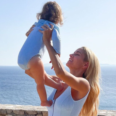 Δούκισσα Νομικού: Έψαχνε την κάλτσα της - Δείτε πού την είχε βάλει η κόρη της