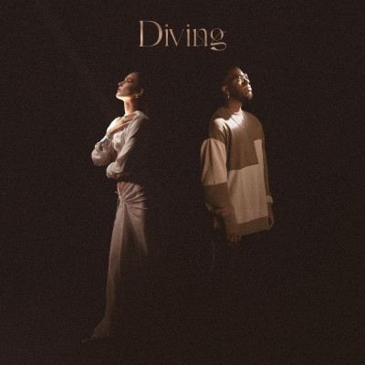 Evangelia: Το νέο της τραγούδι «Diving» θα το ακούς ξανά και ξανά (video)