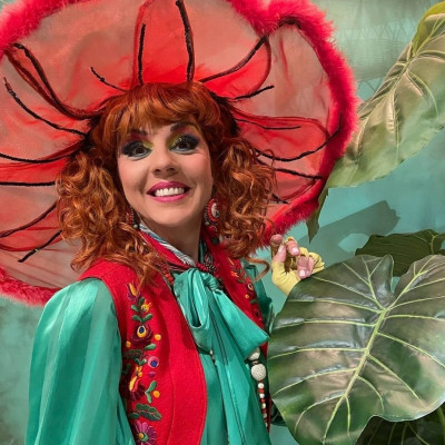 Βάνια είσαι fashion icon! 5 φορές που το κορίτσι του Μουτσινά άλλαξε το στυλ μας