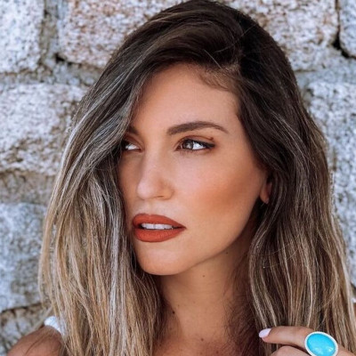 Αθηνά Οικονομάκου: Έκοψε κοντά τα μαλλιά της! Η τεράστια αλλαγή στην εμφάνισή της μετά τη γέννα