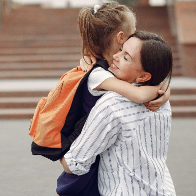 Νέα σχολική χρονιά: Και οι μαμάδες… ξανά σε τάξη!