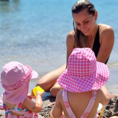 Βασιλική Μιλλούση: Μας δείχνει πώς γυμνάζεται στο σπίτι με δυο μικρά παιδιά