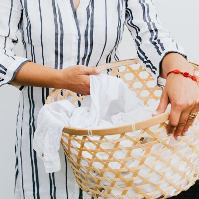 Σου τελείωσε το μαλακτικό; 3 τρόποι για να μυρίζουν ωραία τα ρούχα