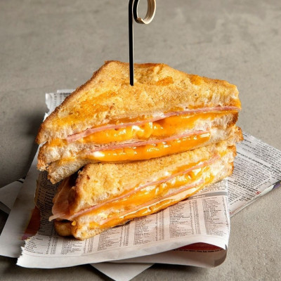 Άκης Πετρετζίκης: Monte Cristo sandwich