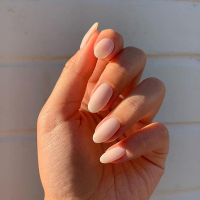 15 minimal nail art- Θα γίνεις η beauty queen του φθινοπώρου