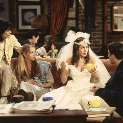 Θα γεράσω κι ακόμη Φιλαράκια θα βλέπω - Σαν σήμερα το πρώτο επεισόδιο 27 χρόνια πριν