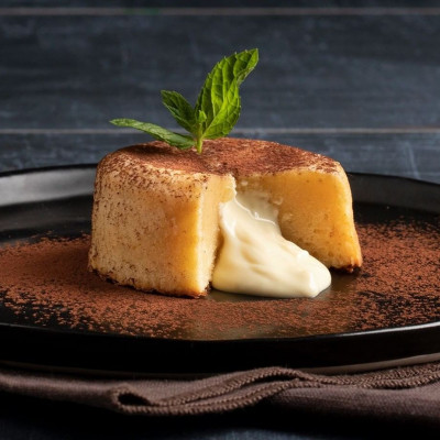 Άκης Πετρετζίκης: Moelleux λευκής σοκολάτας