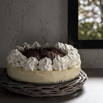 Άκης Πετρετζίκης: Τούρτα λευκής σοκολάτας