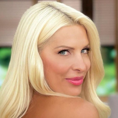 Ελένη Μενεγάκη: Το ξαφνικό τηλεφώνημα λίγα λεπτά πριν την εκπομπή της - Τι συνέβη;