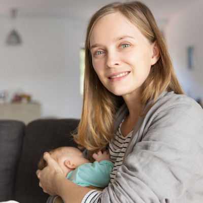 Κορονοϊός – έρευνα: Πώς επηρεάζει ο εμβολιασμός τη σύσταση του μητρικού γάλακτος
