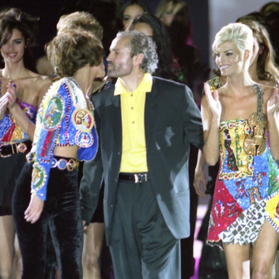 Fendace MFW: Η συνεργασία – έκπληξη Versace X Fendi τίμησε τον Gianni Versace και τον Karl Lagerfeld