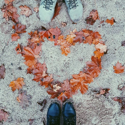 4 ιδέες για ρομαντικά φθινοπωρινά ραντεβού με το αγόρι σου