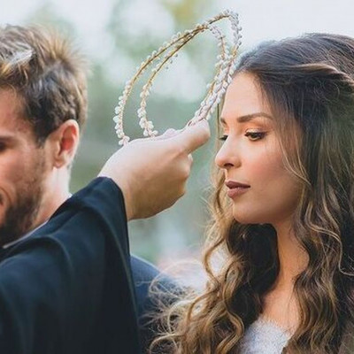 Πετρετζίκης: Κι όμως η γυναίκα του φόρεσε τα πιο ανατρεπτικά παπούτσια στο wedding party! Tα είδες;