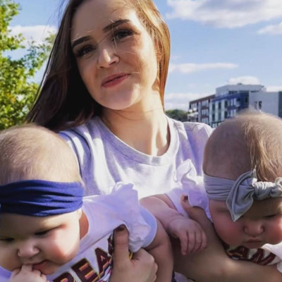 Μαμά έγινε viral για τα "μεγάλα" μωρά της στο TikTok (video)