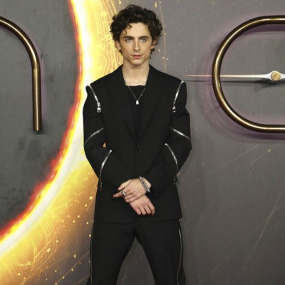 Timothée Chalamet: Πιο στυλάτος από ποτέ στην πρεμιέρα του Dune (photos)