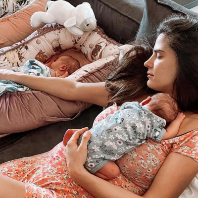 Χριστίνα Μπόμπα: Τρώει έχοντας την καλύτερη παρέα, τις κόρες της