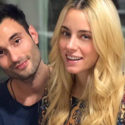 Δούκισσα Νομικού: Αγνώριστη σε αυτή την παιδική φώτο με τον αδελφό της