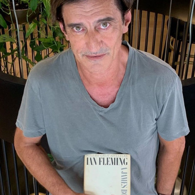 Θοδωρής Κουτσογιαννόπουλος: Η τελευταία βουτιά για φέτος και η πόζα με μαγιό