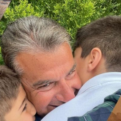 Γιώργος Λιάγκας: Τον πήρε ο γιος του τηλέφωνο και τον τρόμαξε - Δείτε φώτο