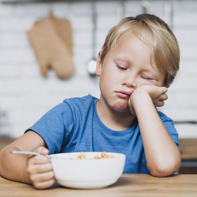 Το παιδί σου κάνει... νάζια στο φαγητό; 8 τρόποι να τα έχεις όλα υπό έλεγχο